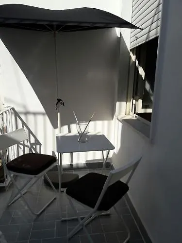 A Due Passi Da Dante Bed & Breakfast Naples