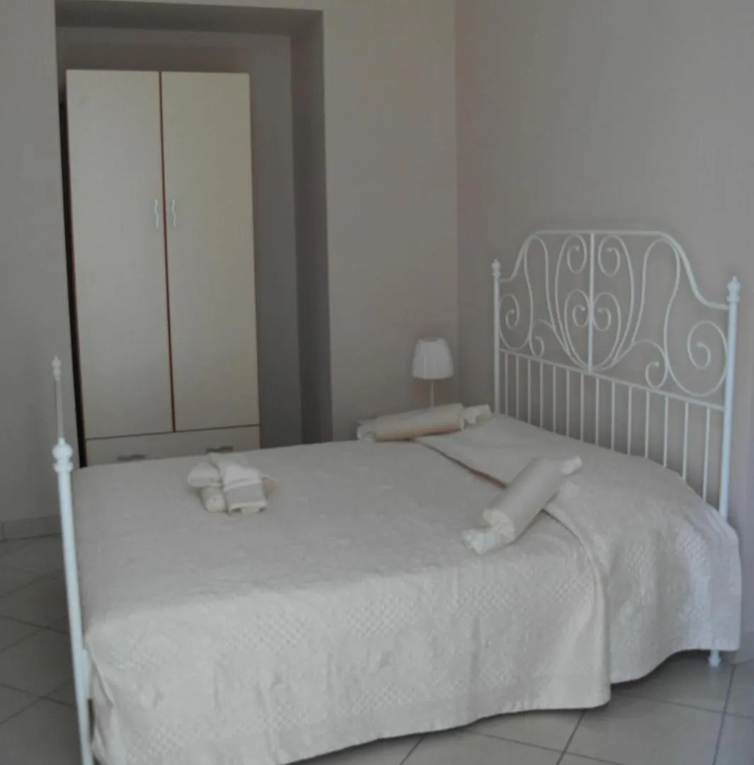 A Due Passi Da Dante Bed & Breakfast Naples 0*,